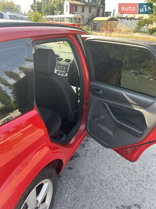 Універсал Ford Focus 2005 в Білгороді-Дністровському