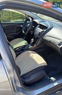 Седан Ford Focus 2018 в 