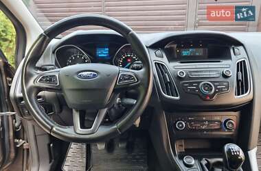 Хэтчбек Ford Focus 2016 в 