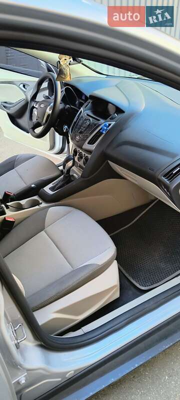 Седан Ford Focus 2013 в Киеве