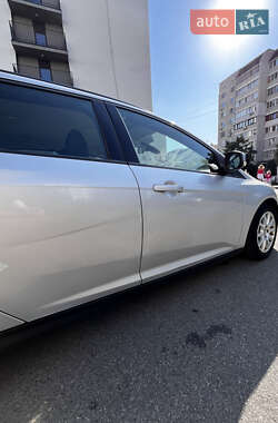 Универсал Ford Focus 2014 в 