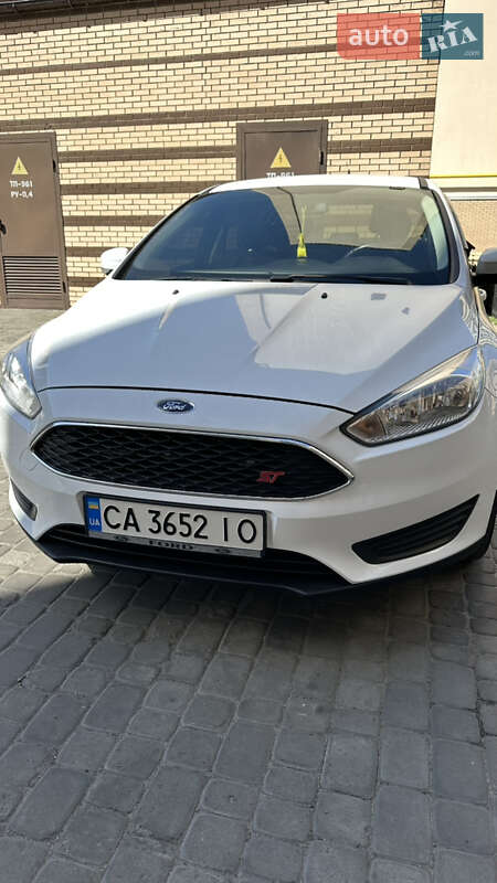 Хэтчбек Ford Focus 2017 в 