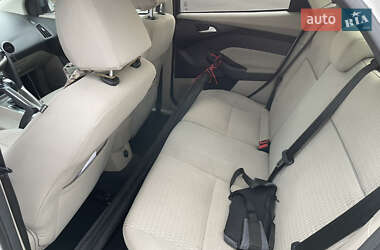 Седан Ford Focus 2012 в 