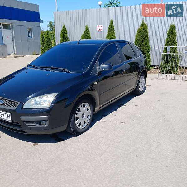 Хетчбек Ford Focus 2006 в Тлумачі