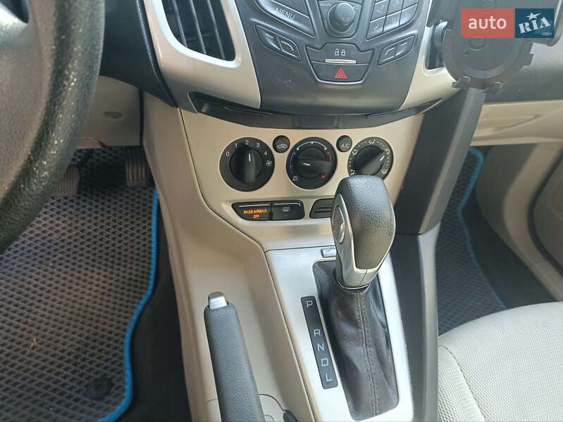 Хэтчбек Ford Focus 2014 в Одессе