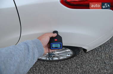 Хэтчбек Ford Focus 2013 в 