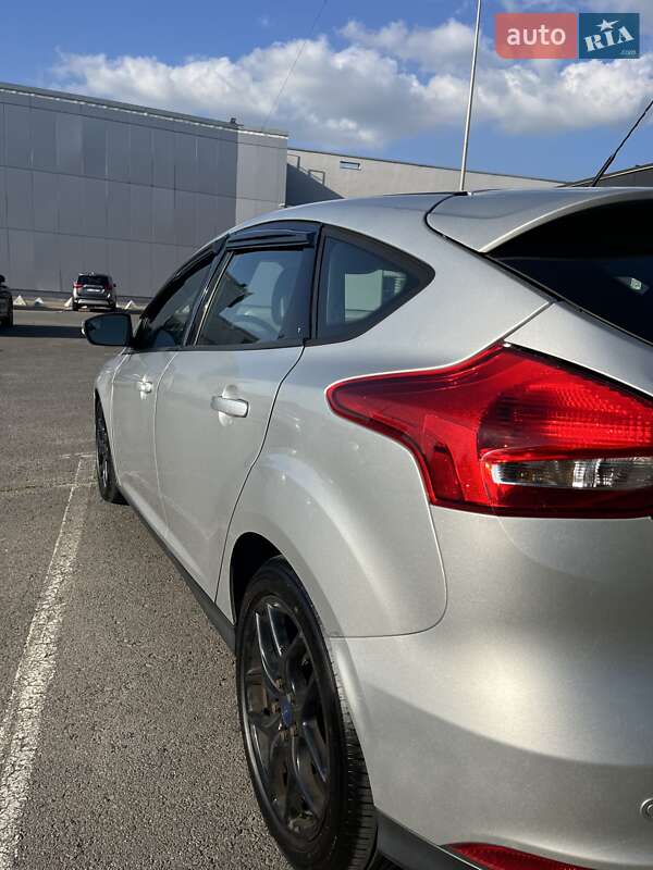 Хэтчбек Ford Focus 2016 в Львове фото 7 Хэтчбек Ford Focus 2016 в Львове