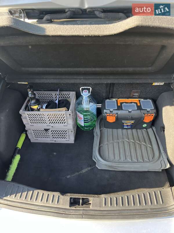 Хэтчбек Ford Focus 2016 в Львове фото 18 Хэтчбек Ford Focus 2016 в Львове