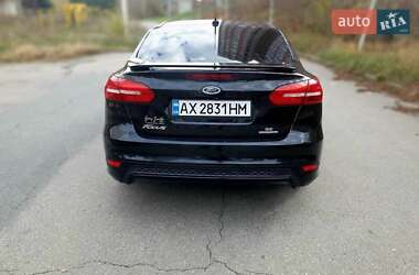 Седан Ford Focus 2015 в 