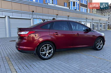 Седан Ford Focus 2014 в 