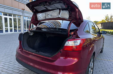 Седан Ford Focus 2014 в 