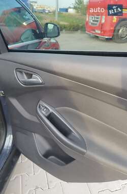 Универсал Ford Focus 2011 в 
