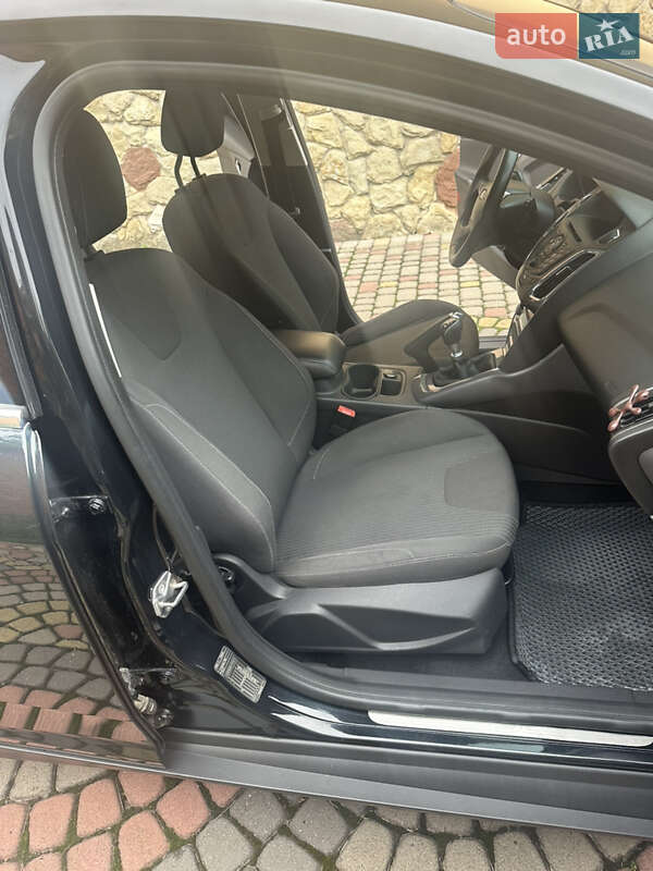 Универсал Ford Focus 2013 в Львове фото 32 Универсал Ford Focus 2013 в Львове