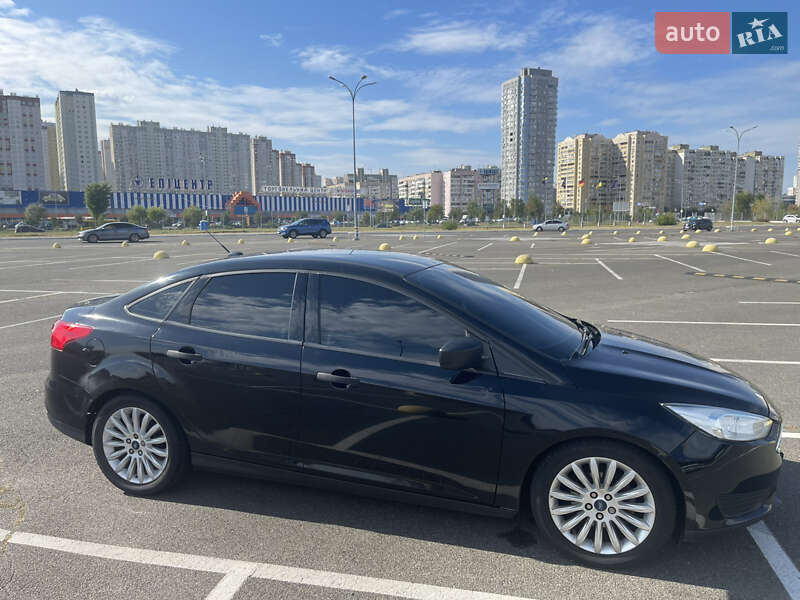 Седан Ford Focus 2016 в Києві фото 6 Седан Ford Focus 2016 в Києві