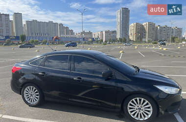Седан Ford Focus 2016 в 