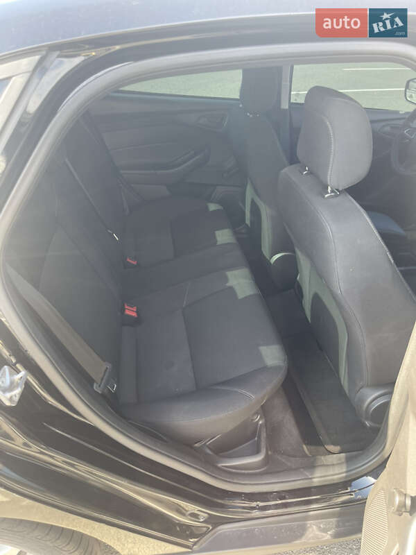 Седан Ford Focus 2016 в Києві фото 13 Седан Ford Focus 2016 в Києві