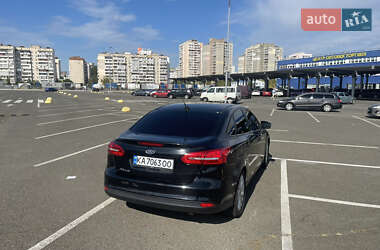 Седан Ford Focus 2016 в 