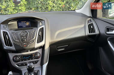 Универсал Ford Focus 2013 в 