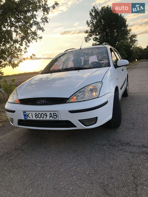 Универсал Ford Focus 2003 в Корсуне-Шевченковском фото 2 Универсал Ford Focus 2003 в Корсуне-Шевченковском