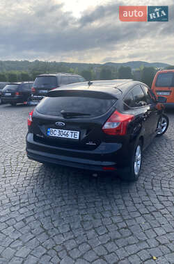 Хэтчбек Ford Focus 2014 в 