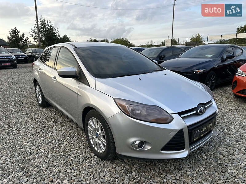 Седан Ford Focus 2012 в Ивано-Франковске