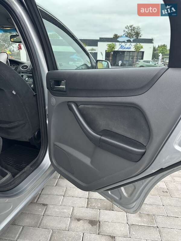 Седан Ford Focus 2005 в Шептицькому фото 14 Седан Ford Focus 2005 в Шептицькому