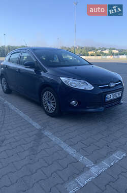 Хэтчбек Ford Focus 2012 в Киеве
