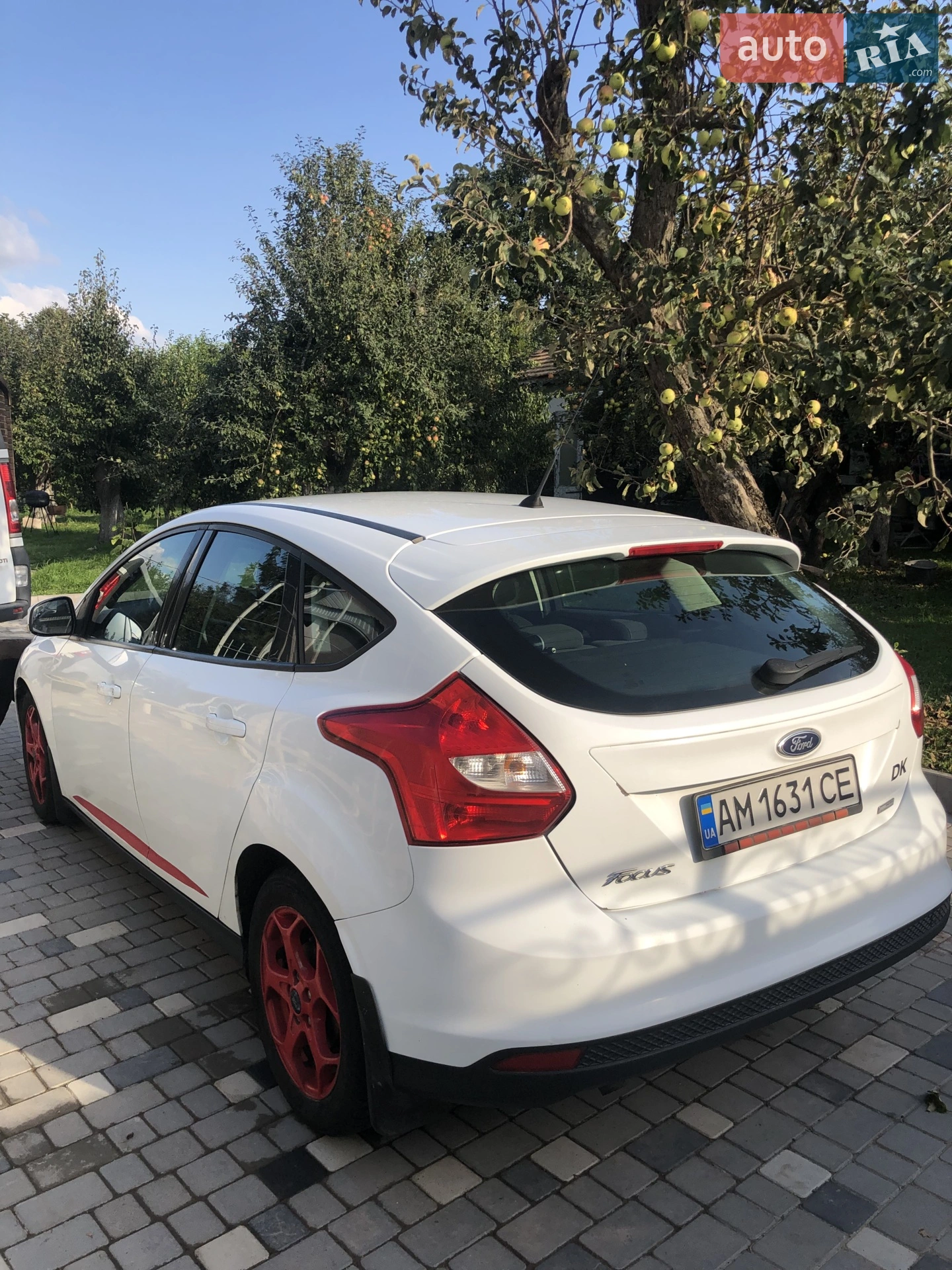 2012 Ford Focus - мініатюра 2