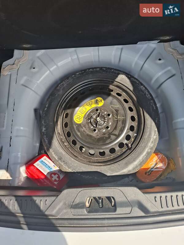 Хэтчбек Ford Focus 2019 в Днепре фото 19 Хэтчбек Ford Focus 2019 в Днепре