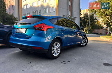 Хэтчбек Ford Focus 2015 в 
