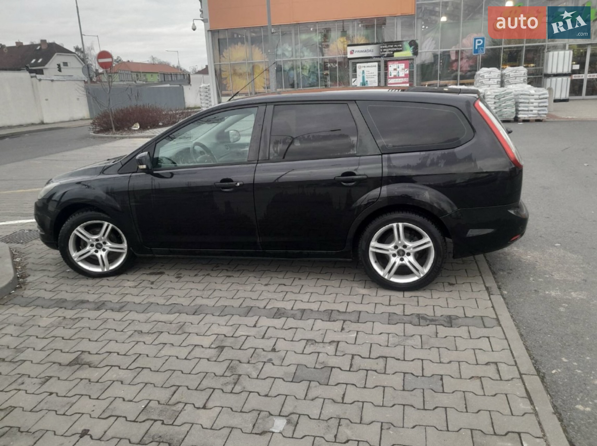 2010 Ford Focus - мініатюра 6