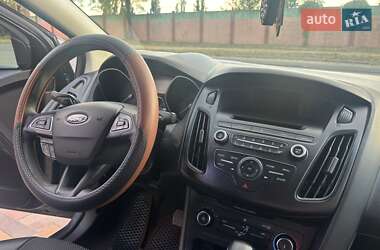 Седан Ford Focus 2016 в 