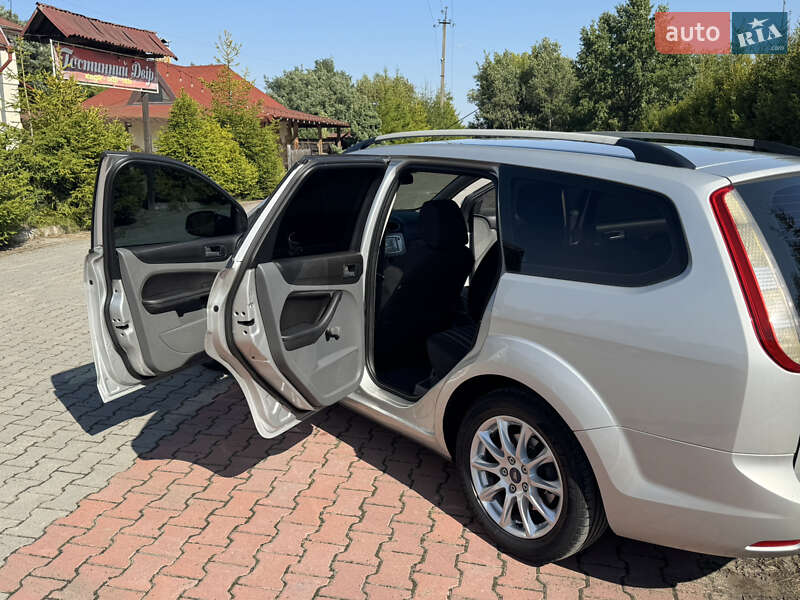 Универсал Ford Focus 2008 в Шепетовке
