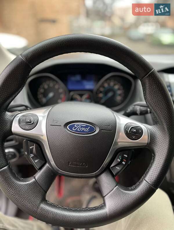 Хэтчбек Ford Focus 2013 в Киеве фото 15 Хэтчбек Ford Focus 2013 в Киеве