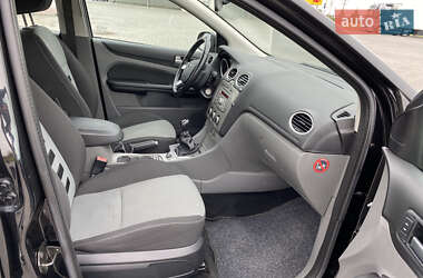 Универсал Ford Focus 2010 в 