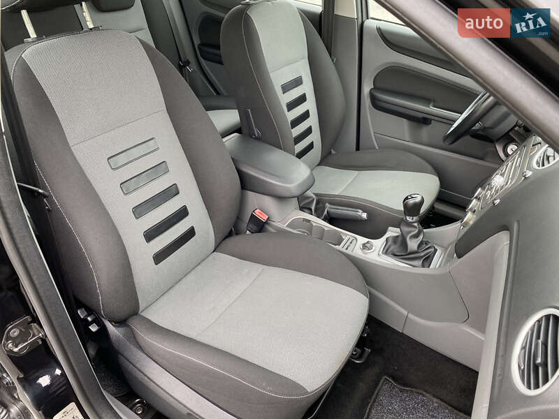 Универсал Ford Focus 2010 в Луцке