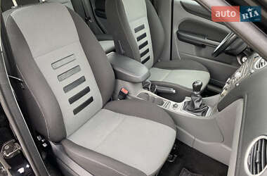 Универсал Ford Focus 2010 в 