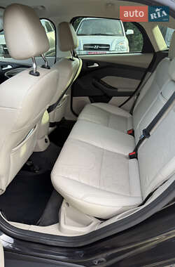 Хэтчбек Ford Focus 2013 в 