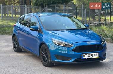 Хетчбек Ford Focus 2016 в 