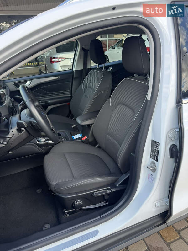 Универсал Ford Focus 2020 в Сваляве