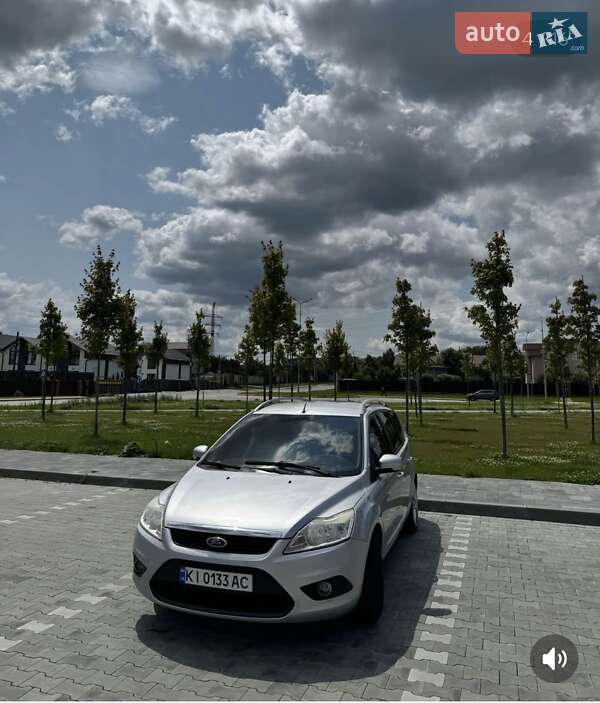 Универсал Ford Focus 2010 в 