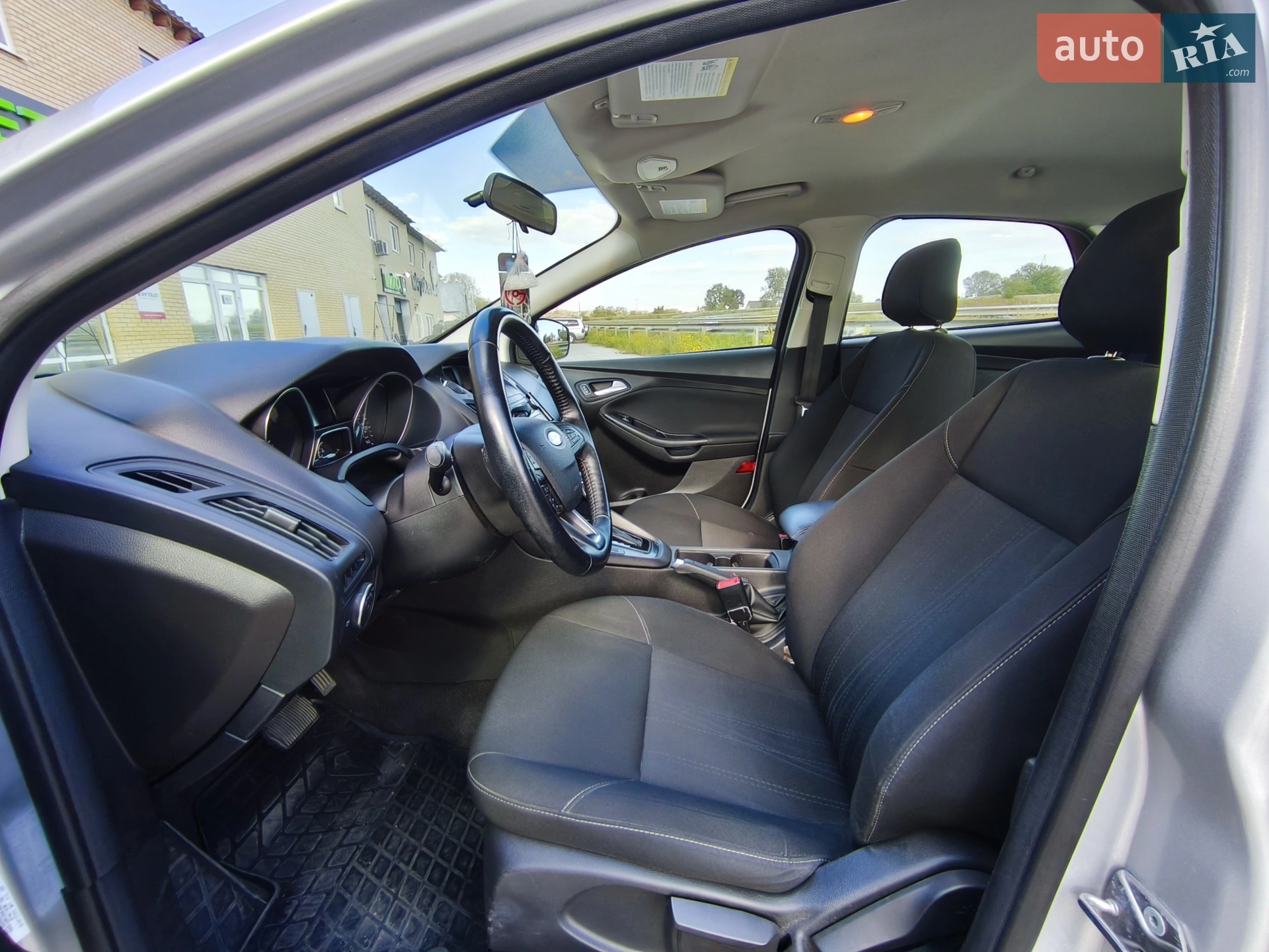 2017 Ford Focus - мініатюра 11