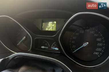Универсал Ford Focus 2013 в 