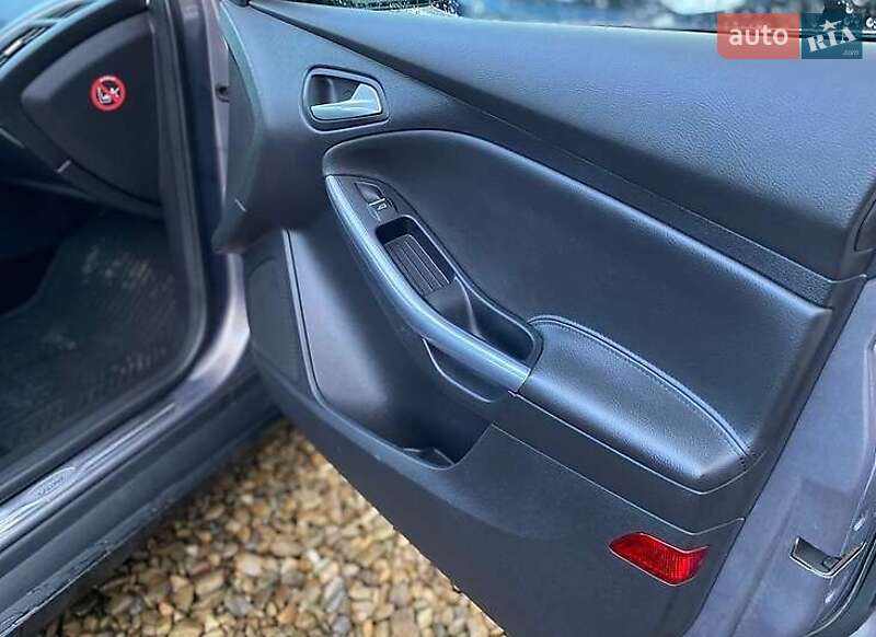 Хэтчбек Ford Focus 2011 в Львове