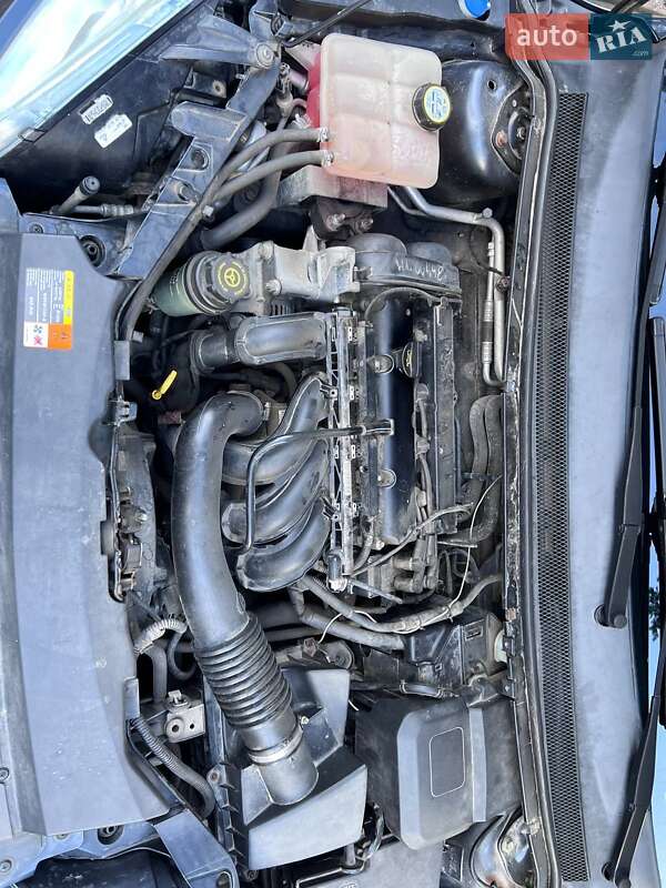 Универсал Ford Focus 2006 в Житомире фото 42 Универсал Ford Focus 2006 в Житомире