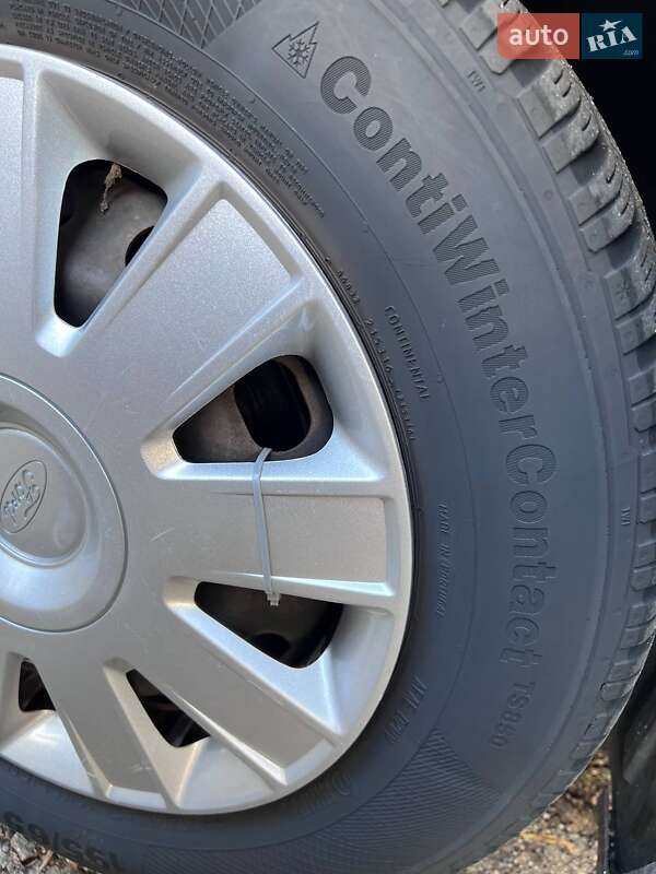 Универсал Ford Focus 2006 в Житомире фото 44 Универсал Ford Focus 2006 в Житомире