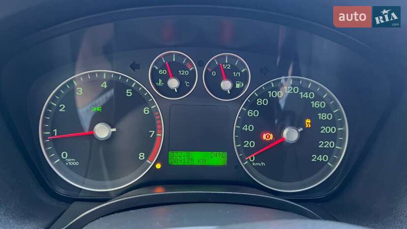 Универсал Ford Focus 2006 в Житомире фото 52 Универсал Ford Focus 2006 в Житомире