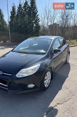 Хэтчбек Ford Focus 2012 в Калуше