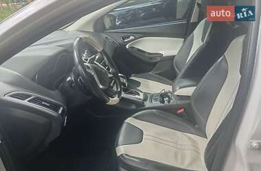 Универсал Ford Focus 2012 в 