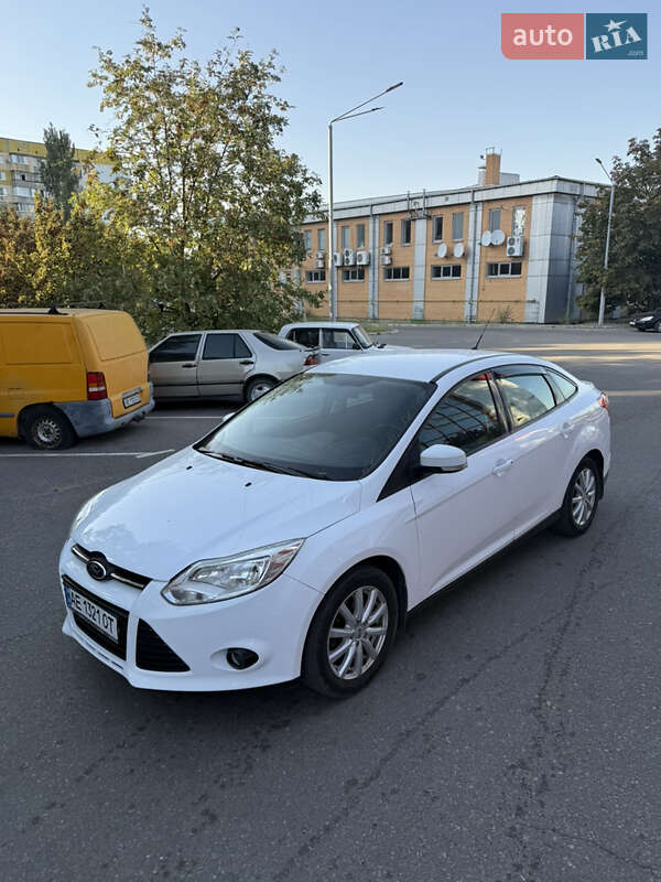 Седан Ford Focus 2013 в 